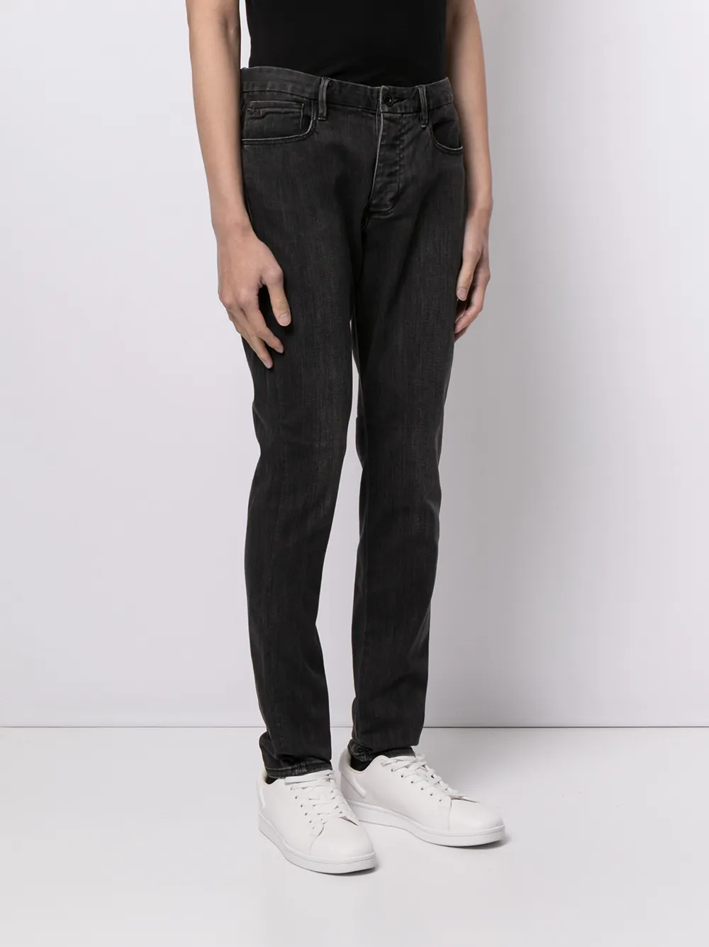 фото Emporio armani джинсы кроя слим