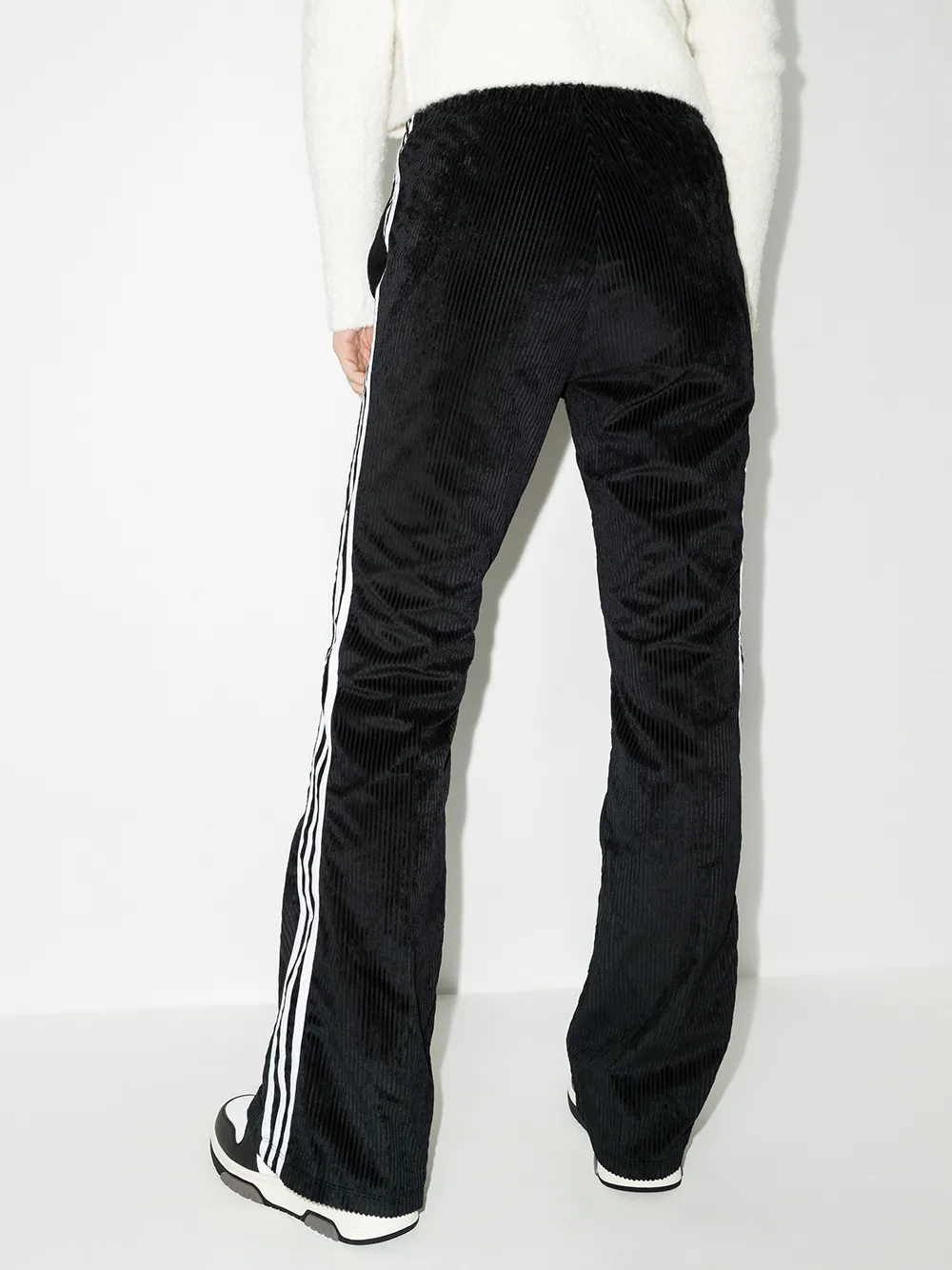 фото Adidas расклешенные спортивные брюки