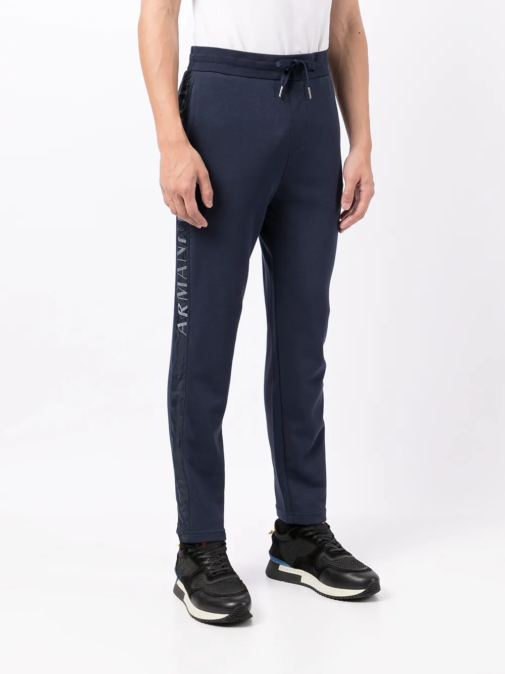 фото Armani exchange спортивные брюки с кулиской и логотипом