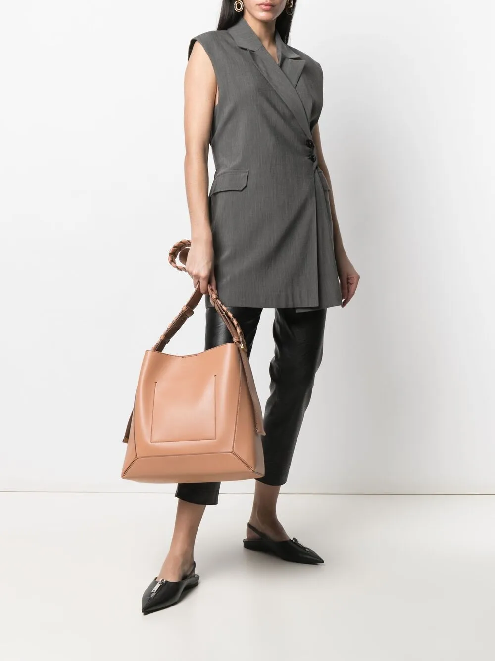 фото Stella mccartney сумка на плечо с плетеным ремнем