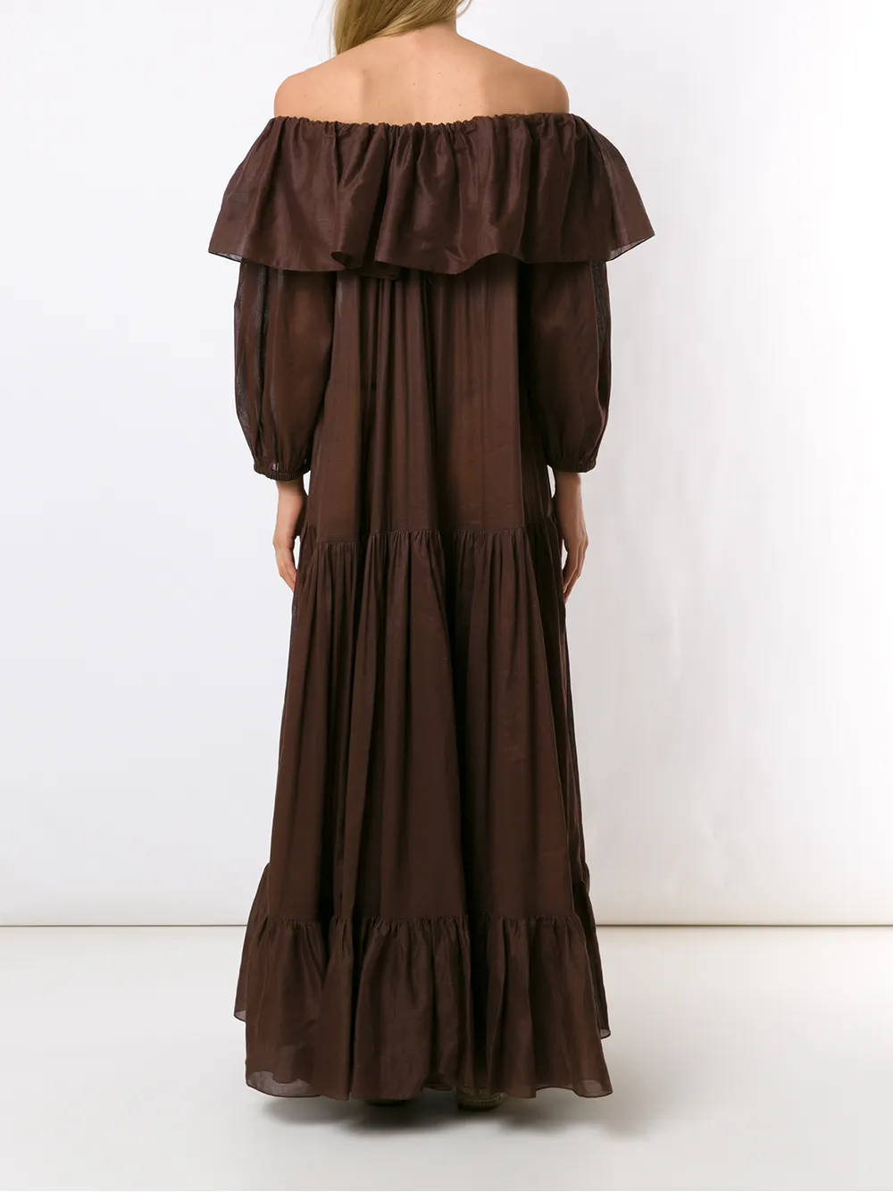 фото Matri платье макси с открытыми плечами и оборками