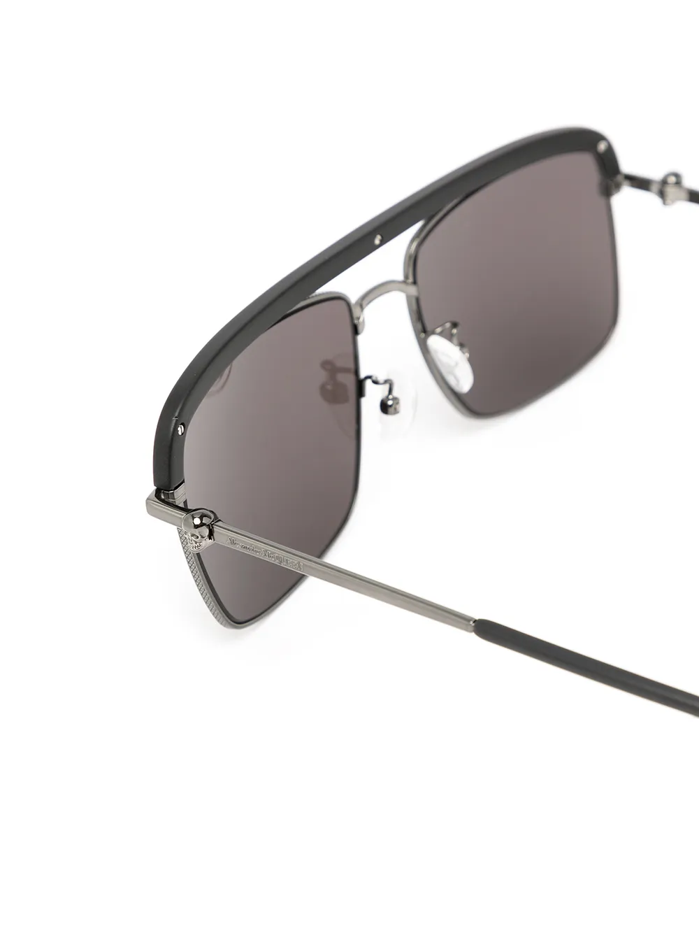 фото Alexander mcqueen eyewear солнцезащитные очки-авиаторы с декором skull