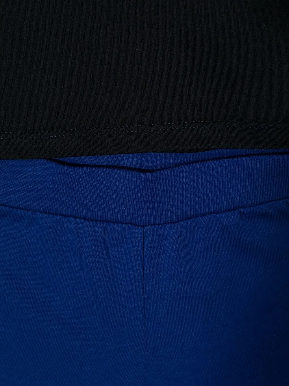 фото Emporio armani kids комплект из футболки и шортов