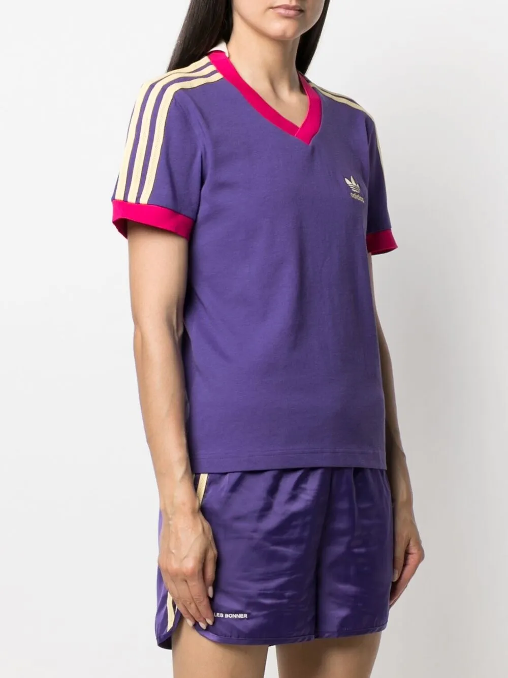 фото Adidas футболка с логотипом и v-образным вырезом