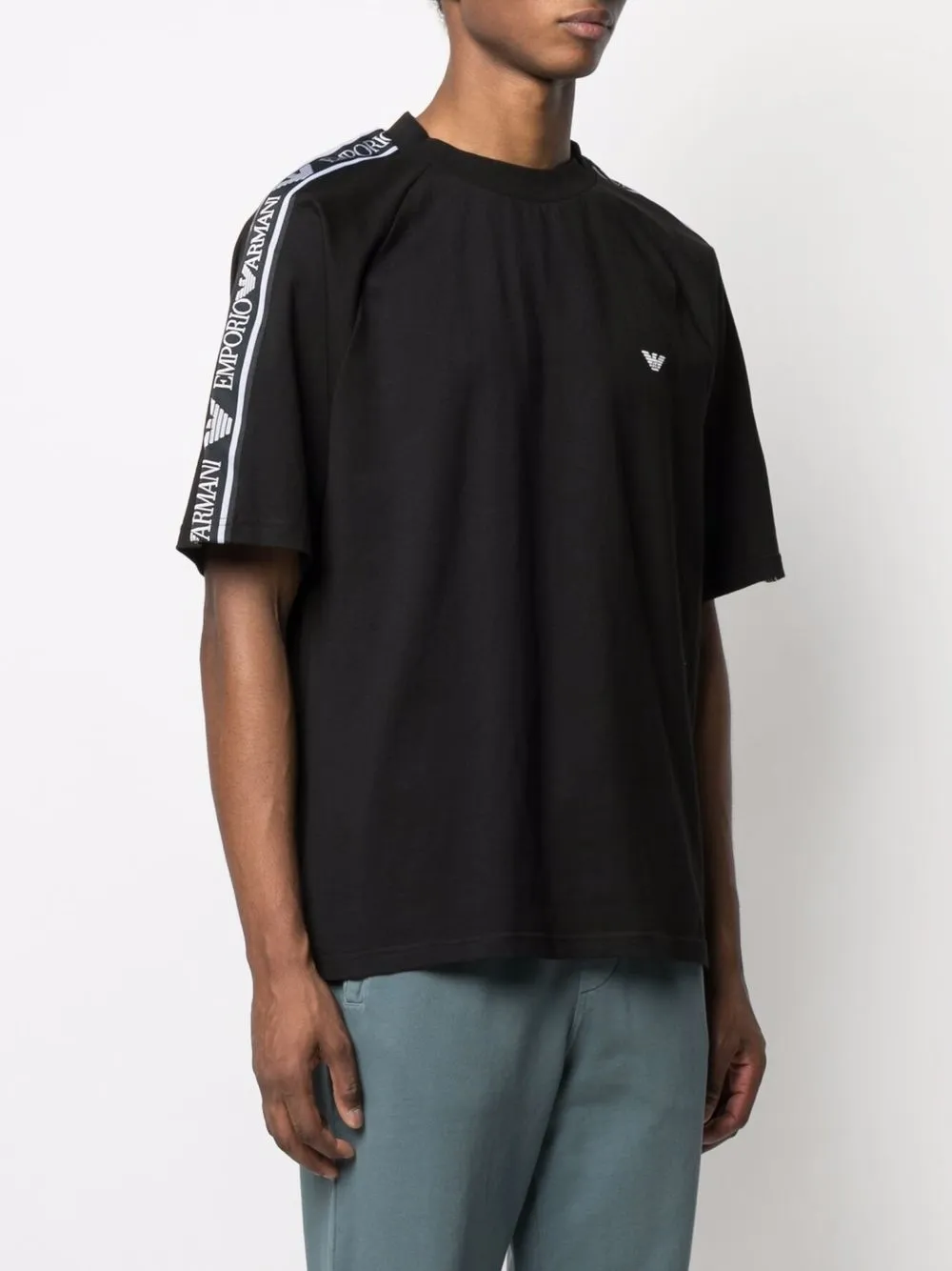 фото Emporio armani футболка с короткими рукавами и логотипом