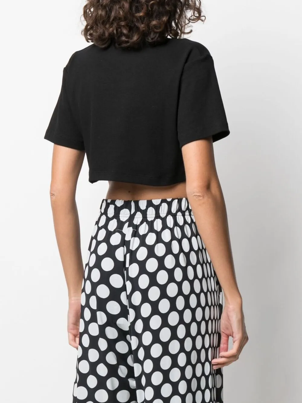 фото Off-white укороченная футболка с логотипом