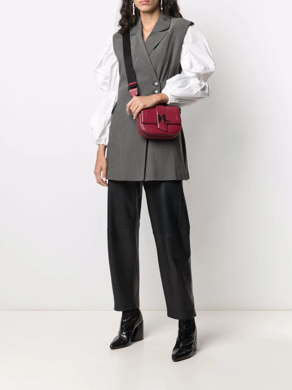 фото Karl lagerfeld сумка через плечо k/saddle