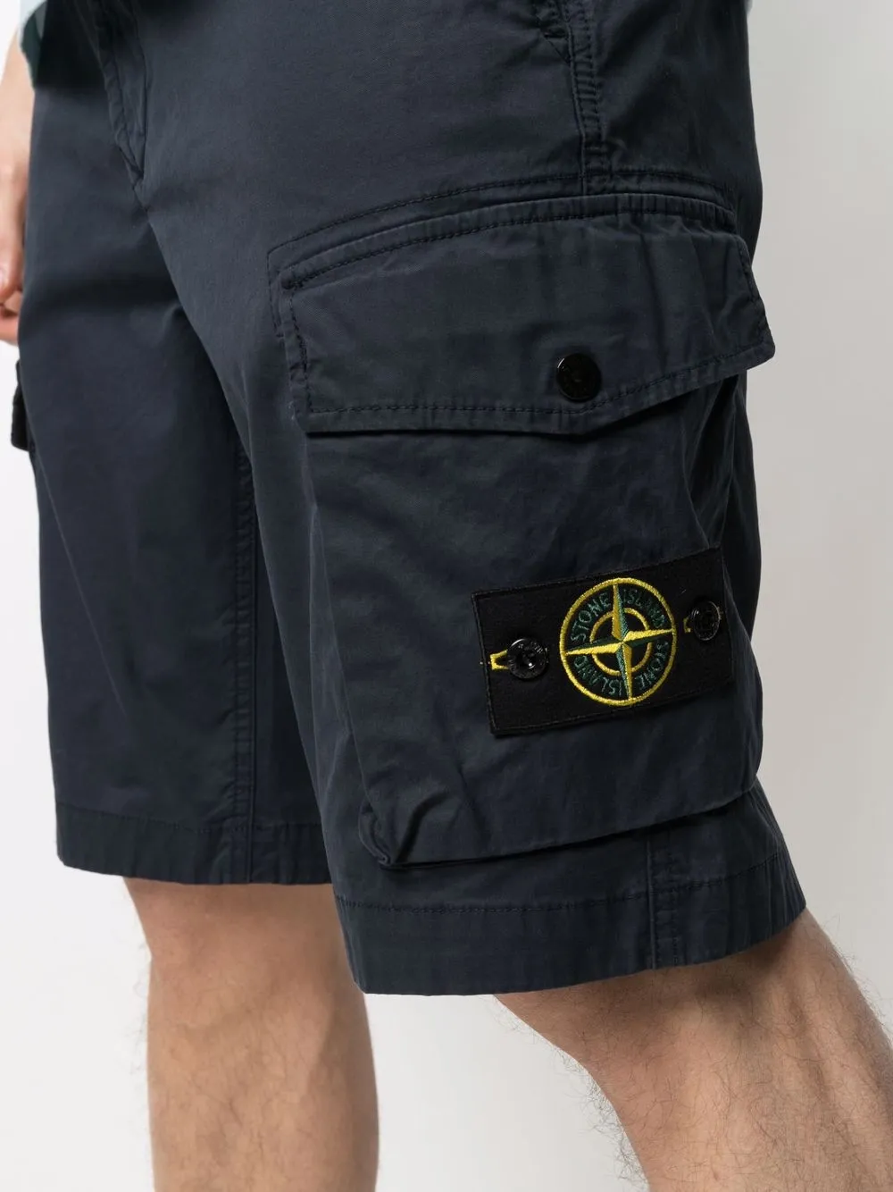фото Stone island шорты карго с нашивкой-логотипом