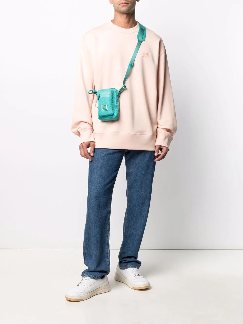 фото Acne studios мини-сумка через плечо с логотипом