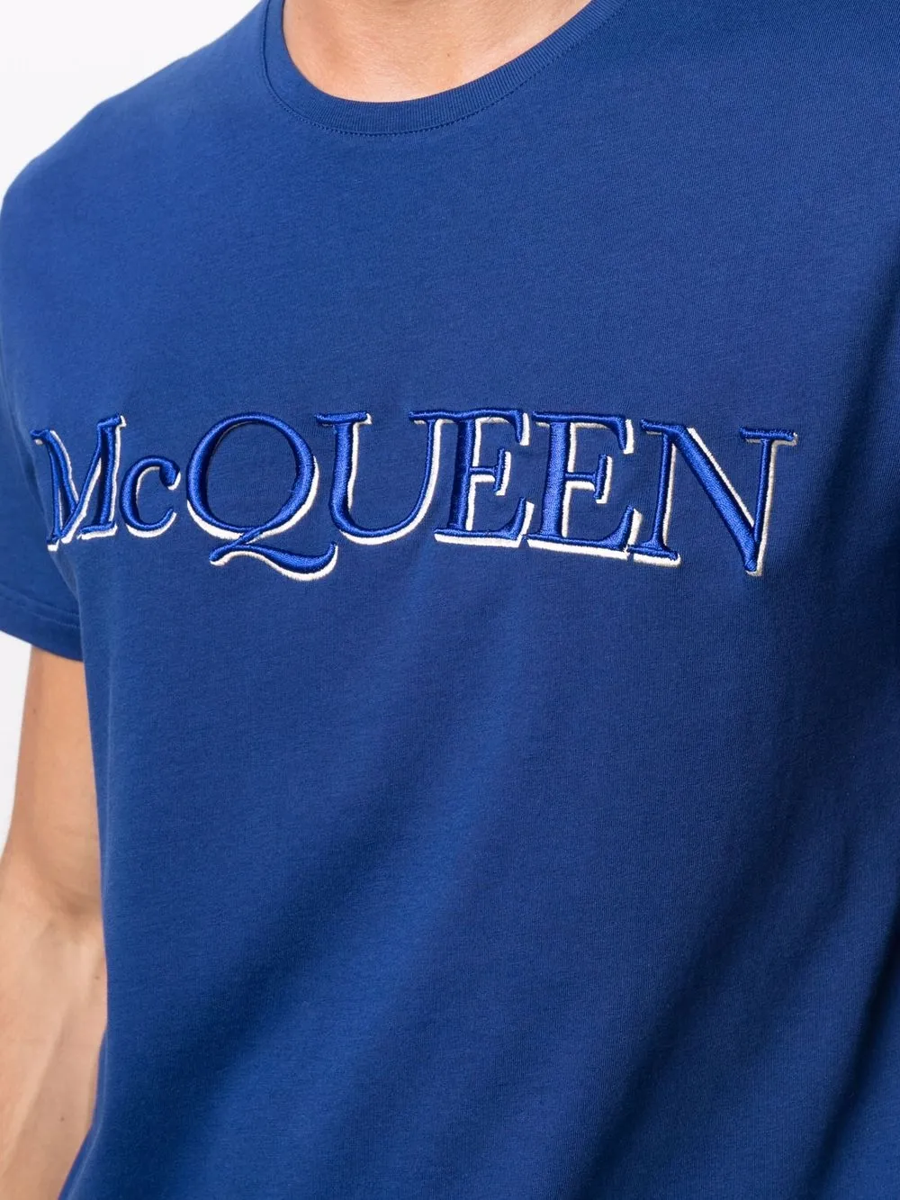 фото Alexander mcqueen футболка с вышитым логотипом