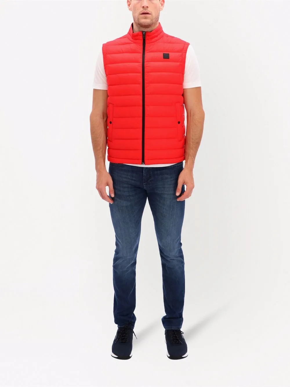 фото Boss непромокаемый жилет