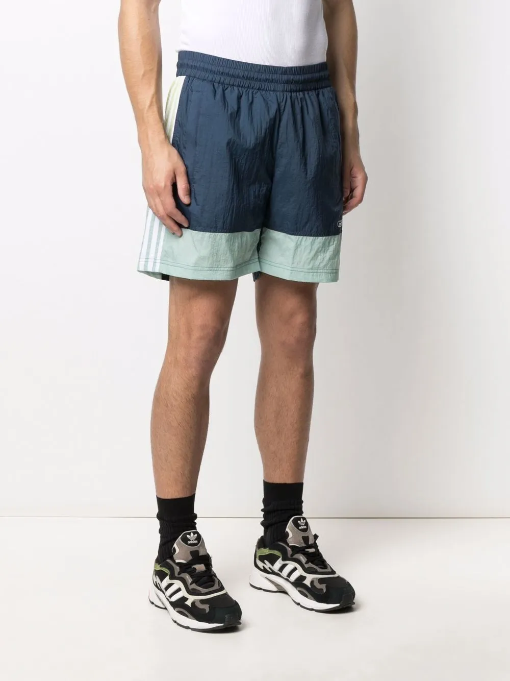 фото Adidas спортивные шорты с контрастными полосками