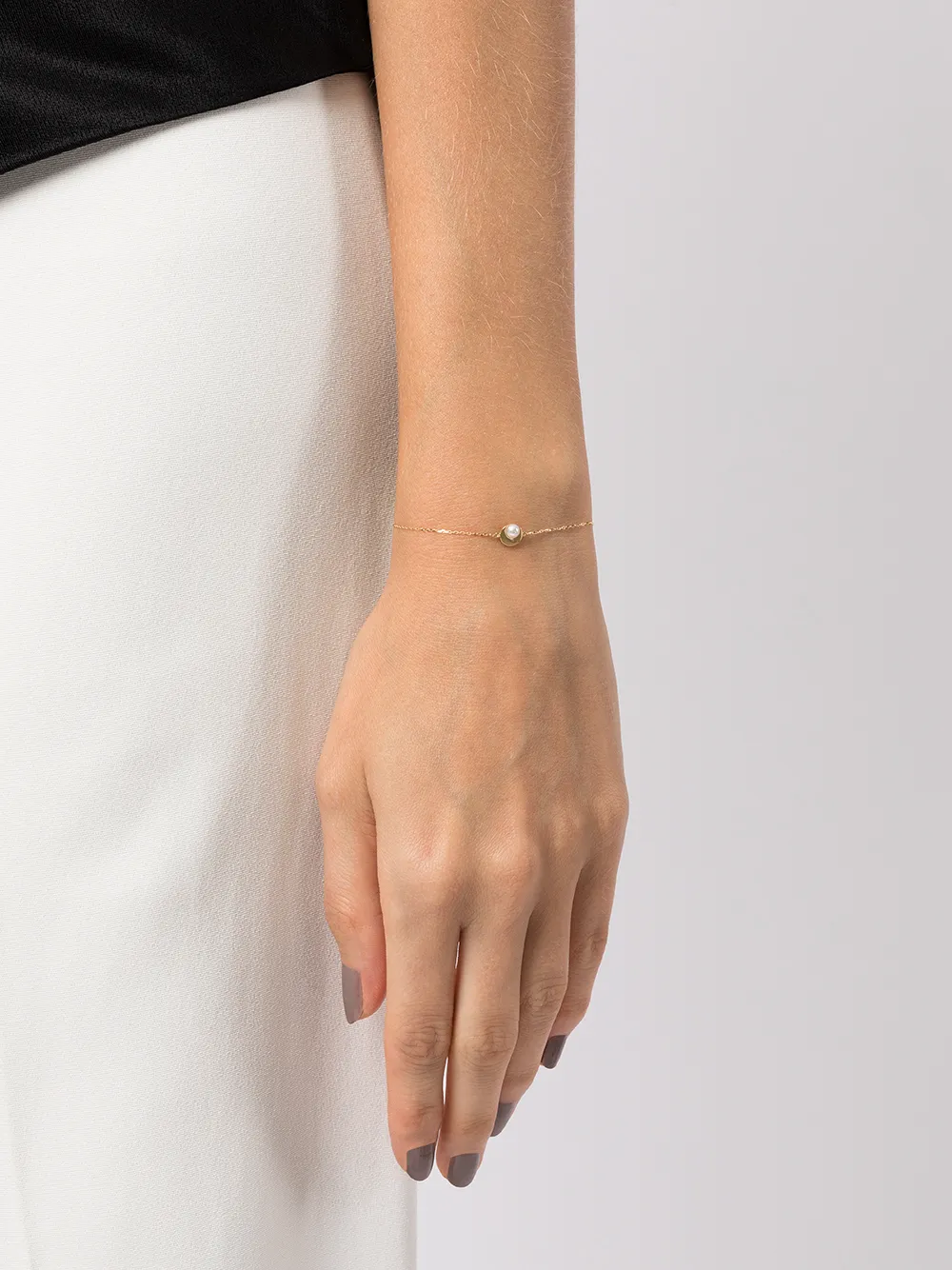 фото Ahkah браслет crescent pearl из желтого золота