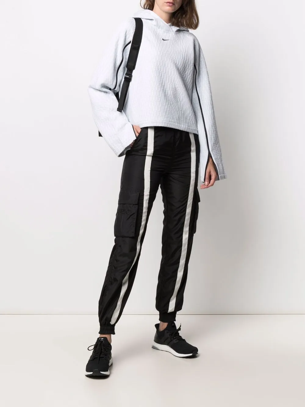 фото Nike худи с логотипом swoosh