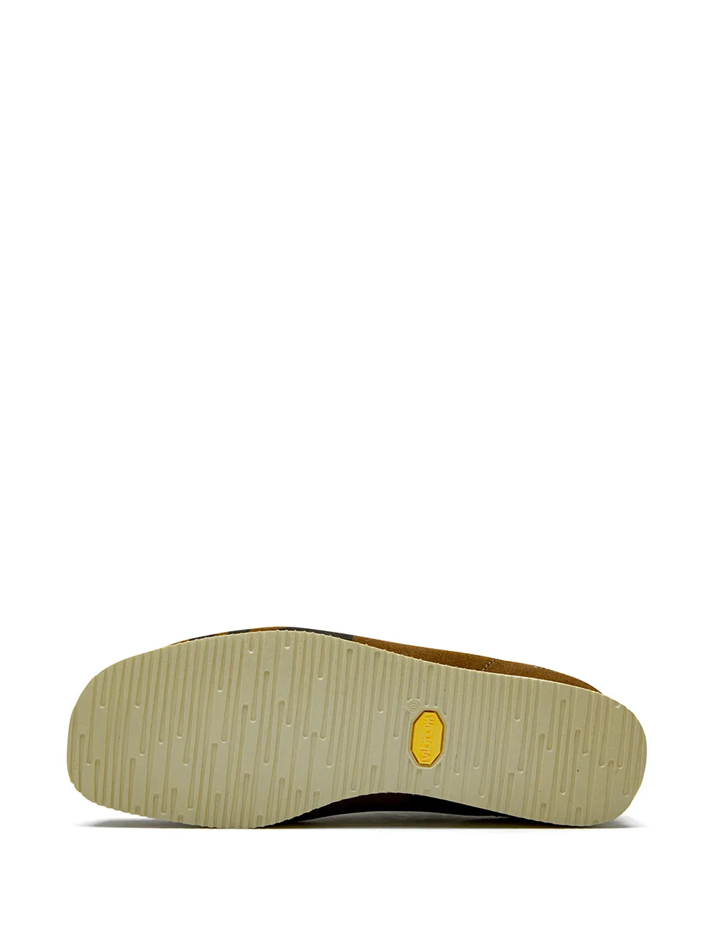 фото Clarks туфли wallabee gtx на шнуровке