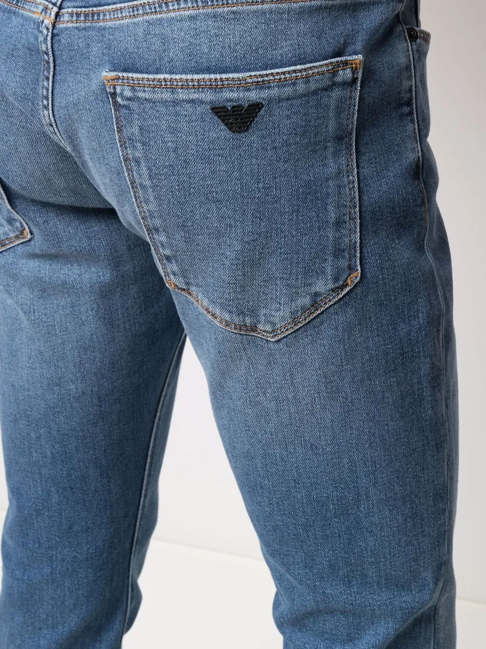 фото Emporio armani прямые джинсы средней посадки