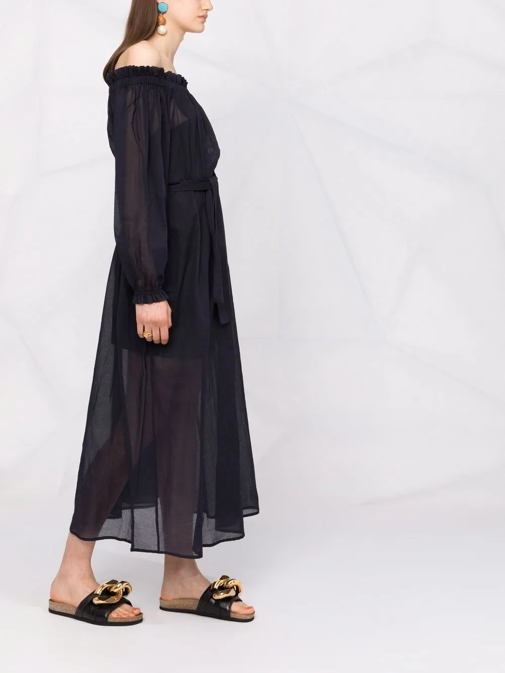 фото On the island платье с открытыми плечами