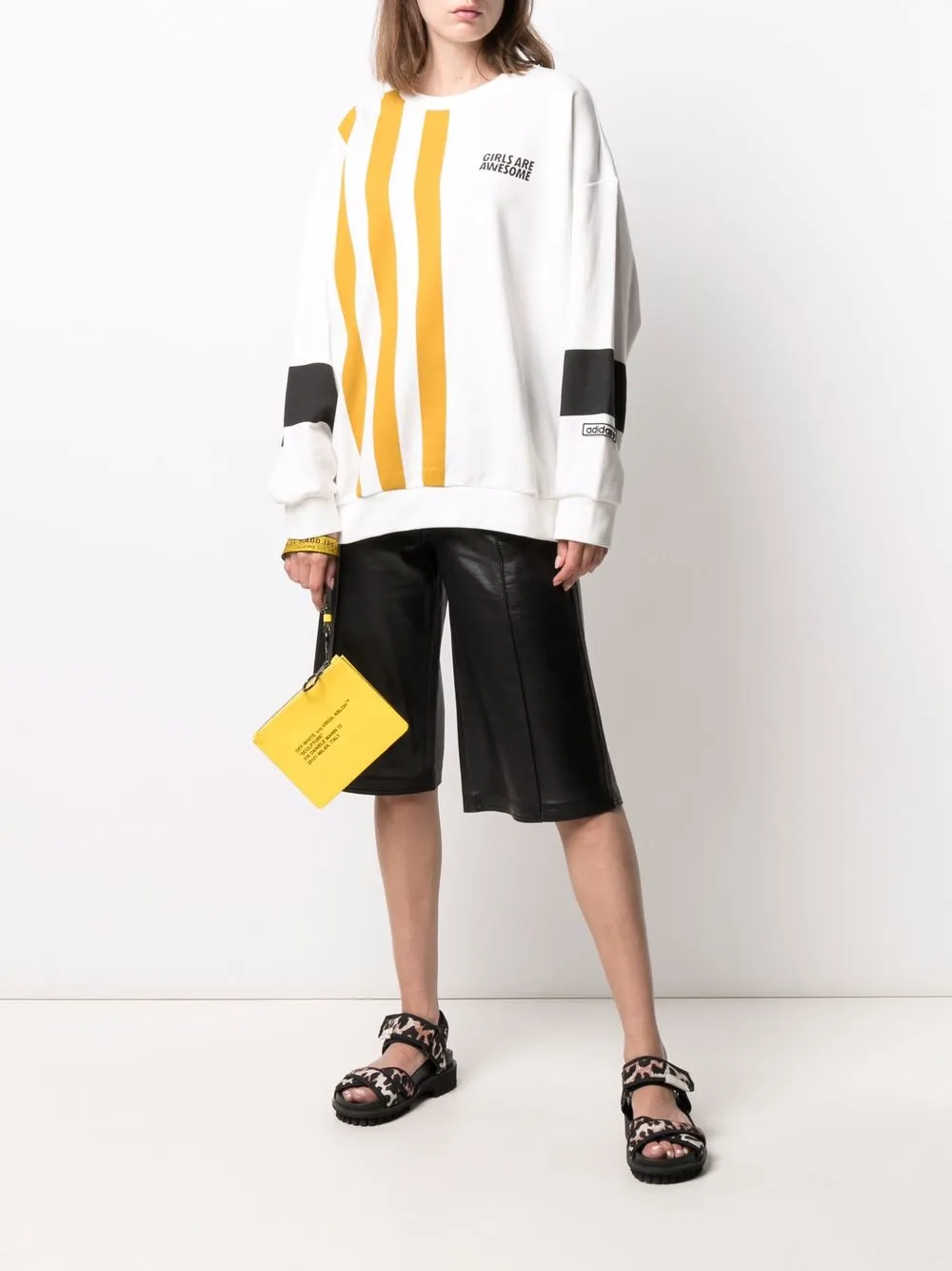 фото Adidas толстовка с принтом girls are awesome