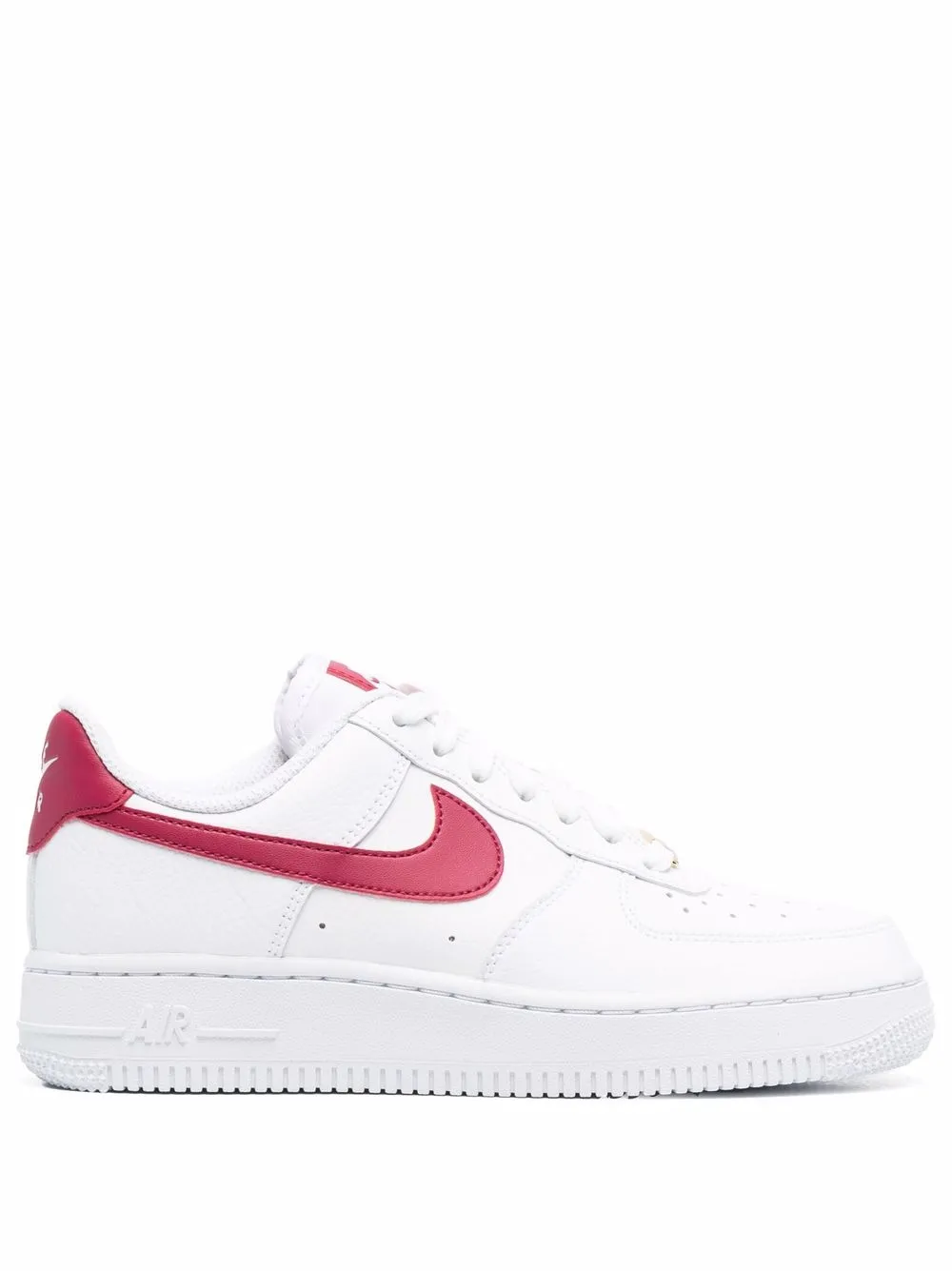 фото Nike кроссовки с нашивкой-логотипом