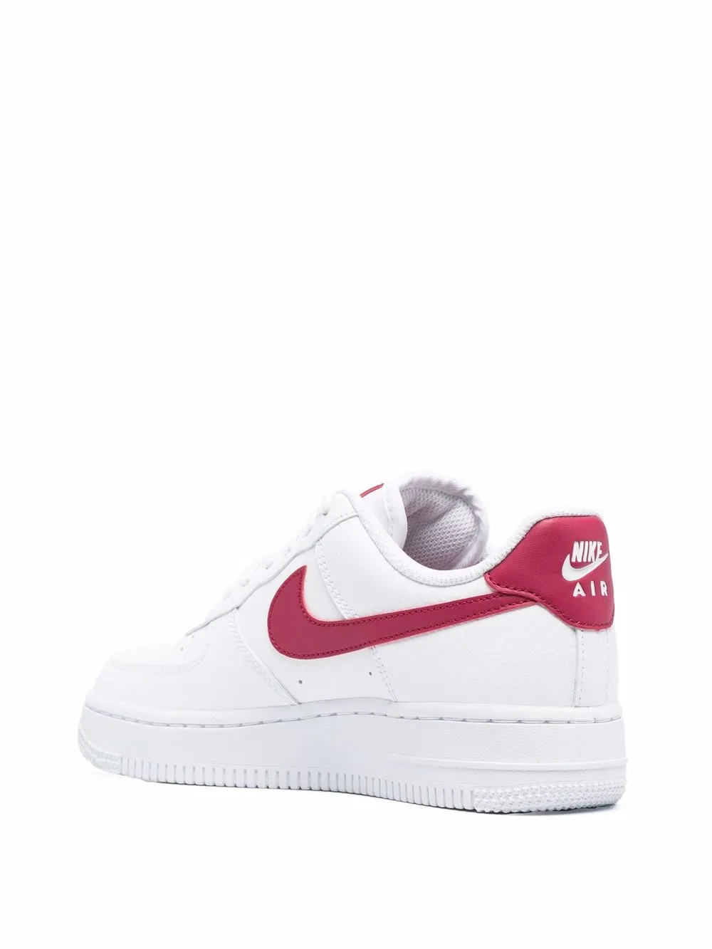 фото Nike кроссовки с нашивкой-логотипом