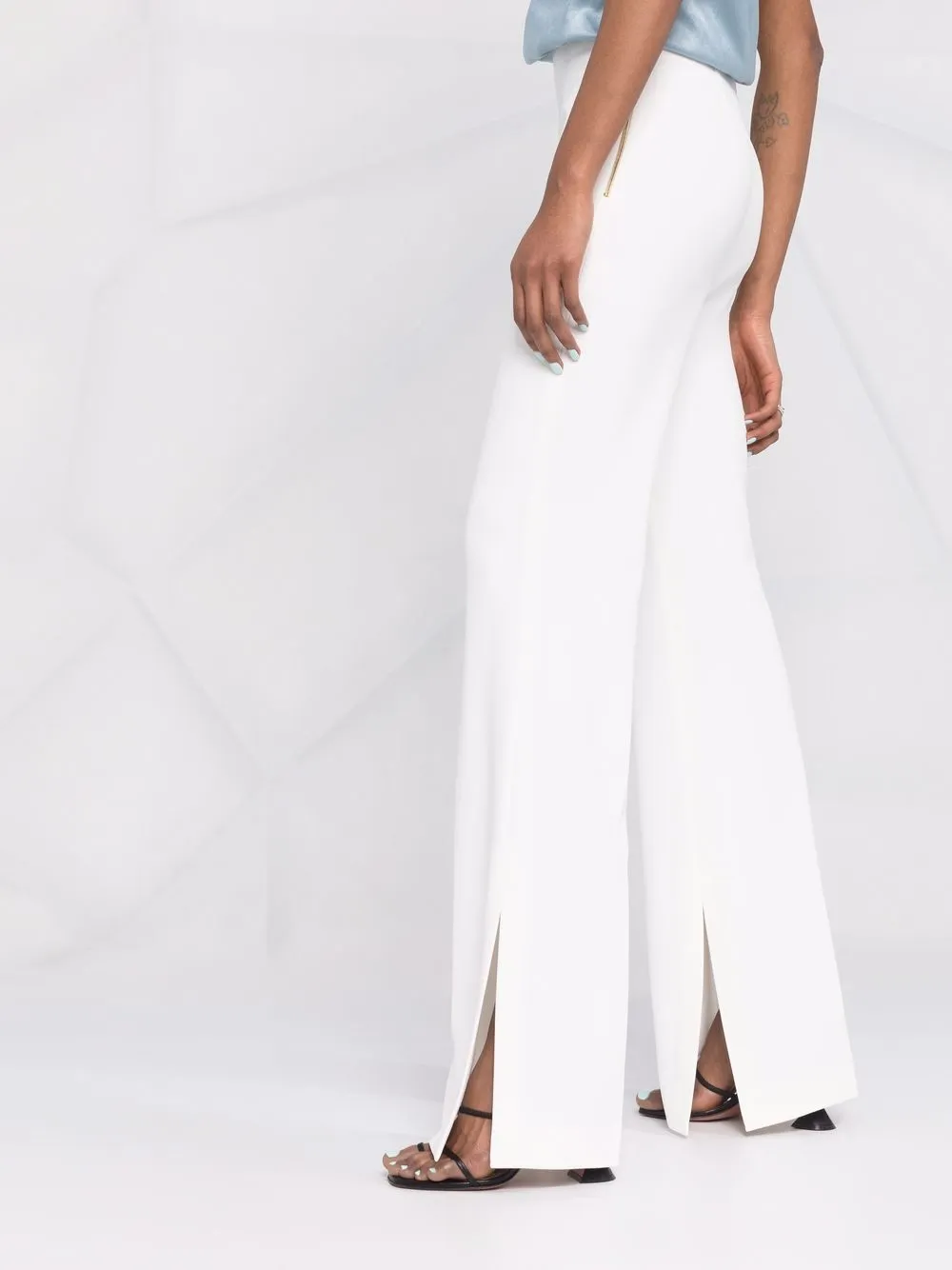 фото Roland mouret расклешенные брюки