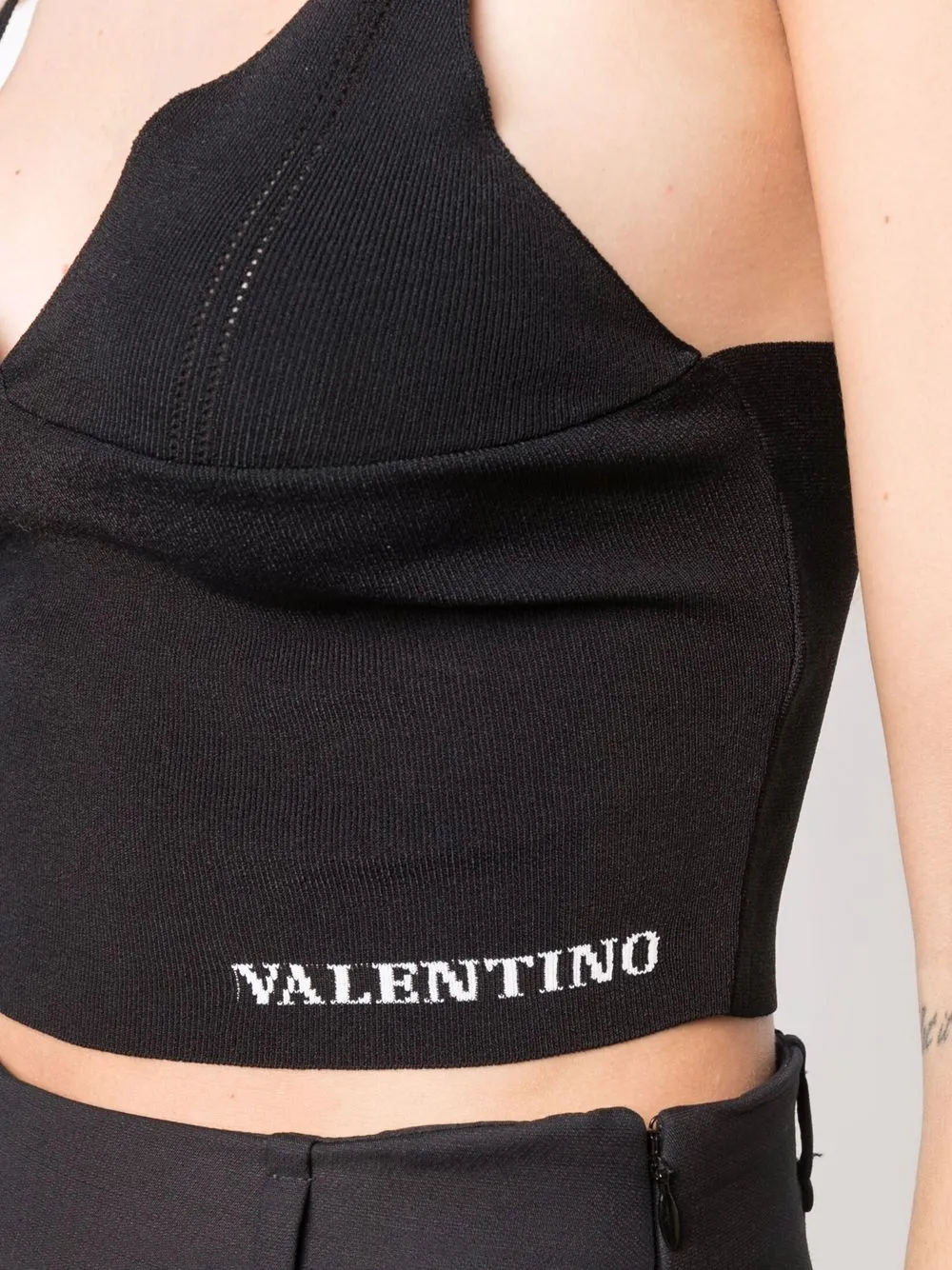 фото Valentino топ на бретелях