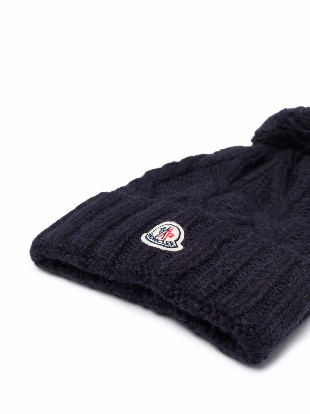 фото Moncler шапка бини с нашивкой-логотипом