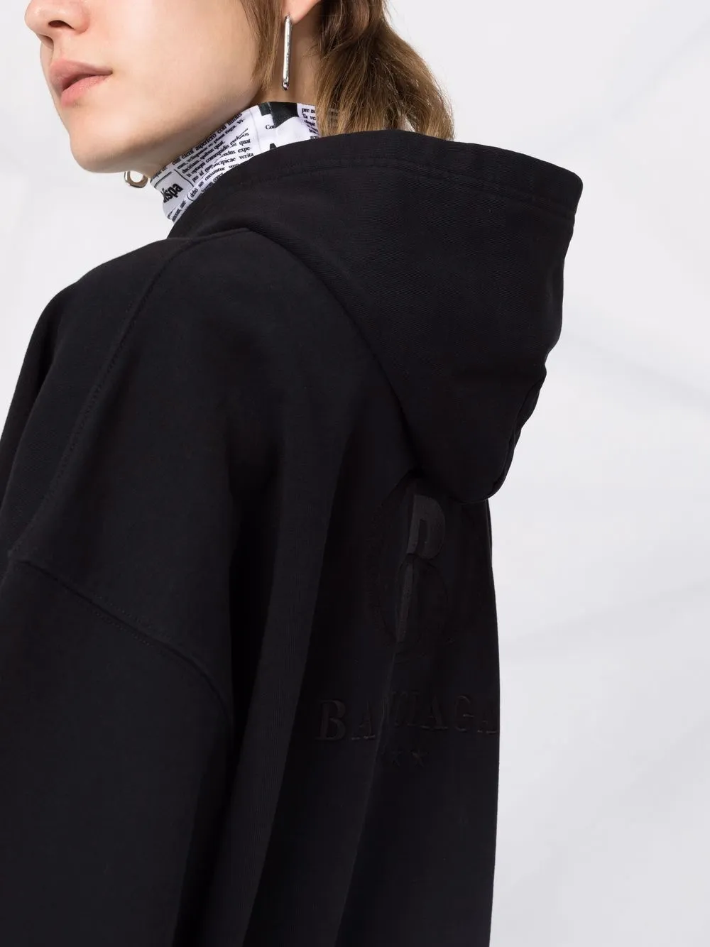 фото Balenciaga худи оверсайз spa с вышитым логотипом
