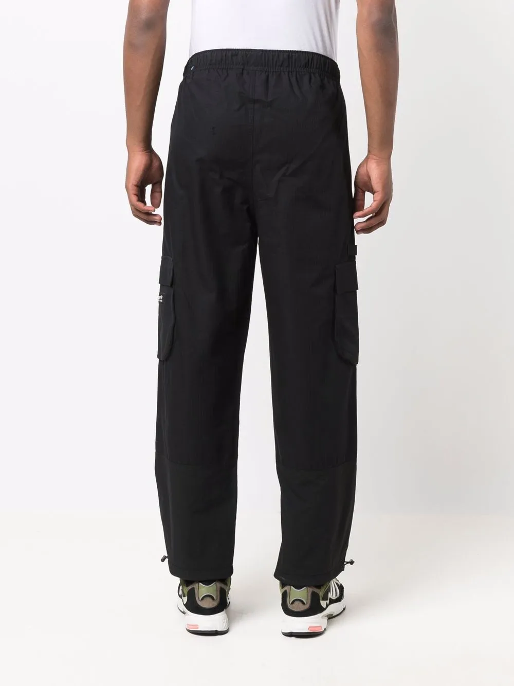 фото Adidas брюки карго с логотипом