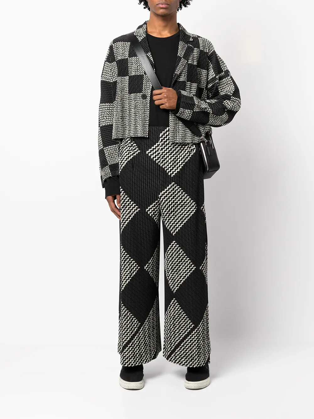фото Homme plissé issey miyake куртка с плиссировкой и принтом