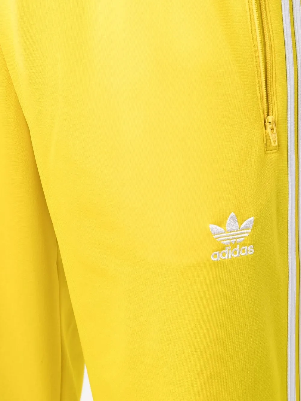 фото Adidas спортивные брюки firebird с лампасами