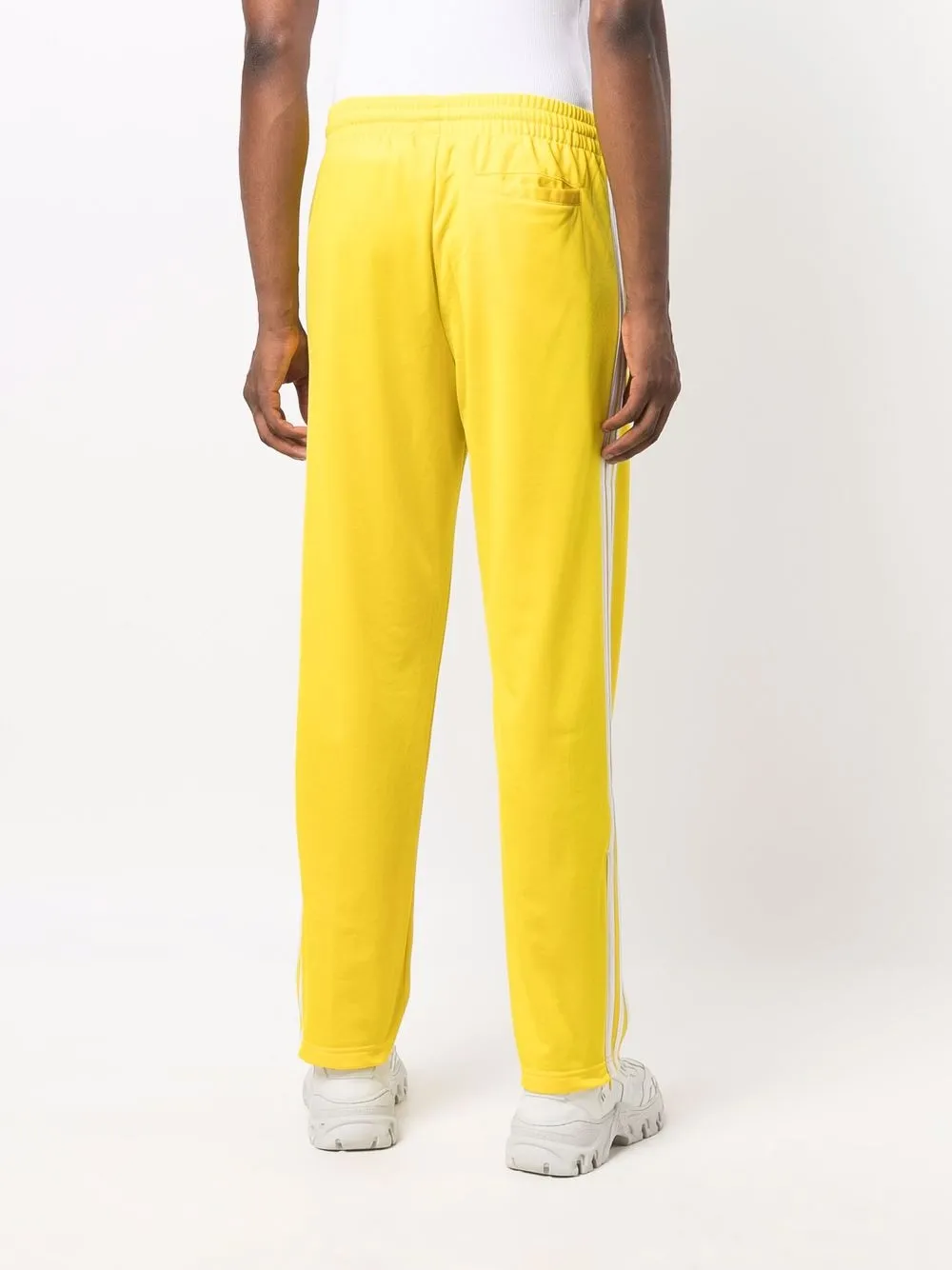 фото Adidas спортивные брюки firebird с лампасами