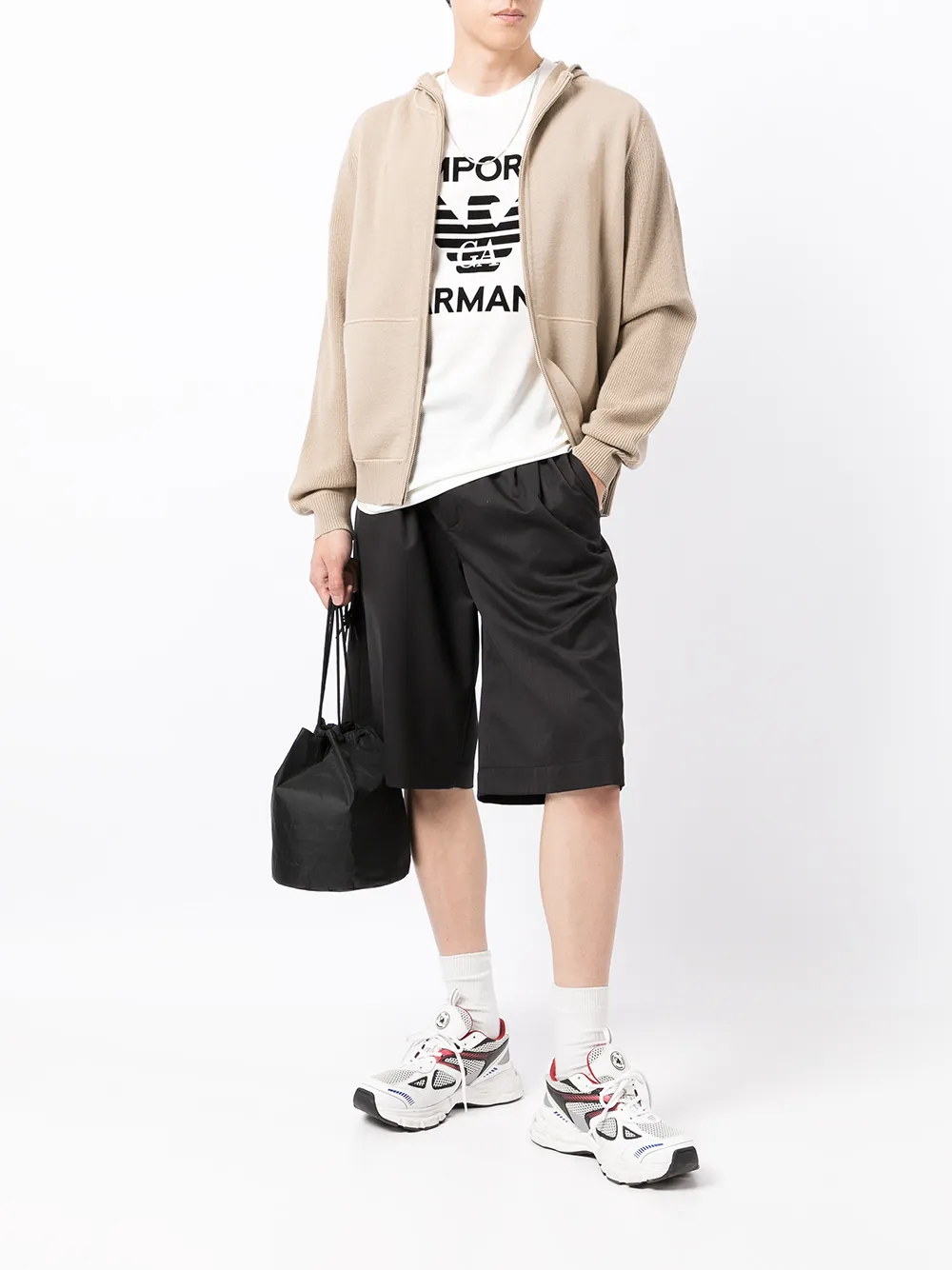 фото Emporio armani футболка с логотипом