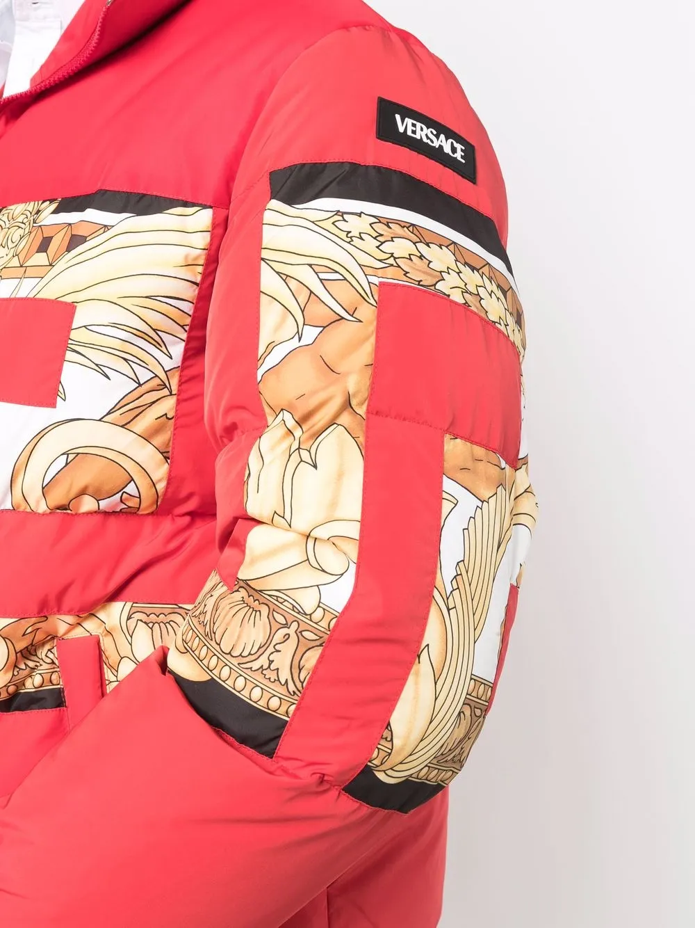 фото Versace пуховик с принтом greca