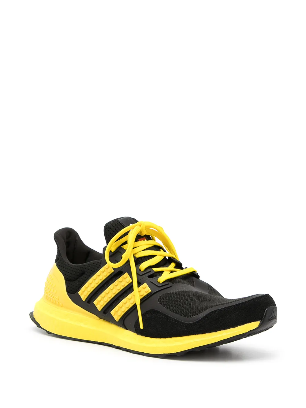фото Adidas кроссовки ultraboost dna из коллаборации с lego