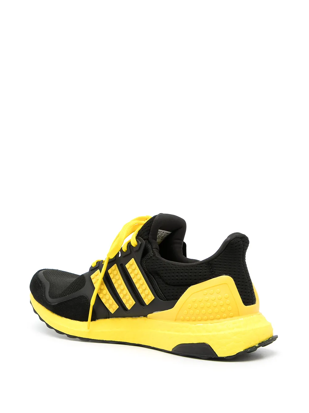 фото Adidas кроссовки ultraboost dna из коллаборации с lego