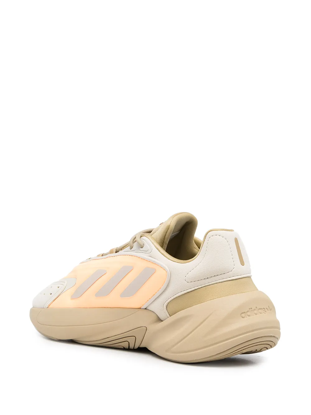 фото Adidas кроссовки ozelia на массивной подошве