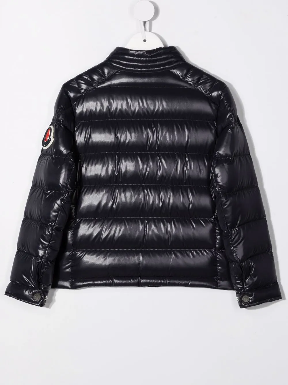 фото Moncler enfant пуховик с нашивкой-логотипом