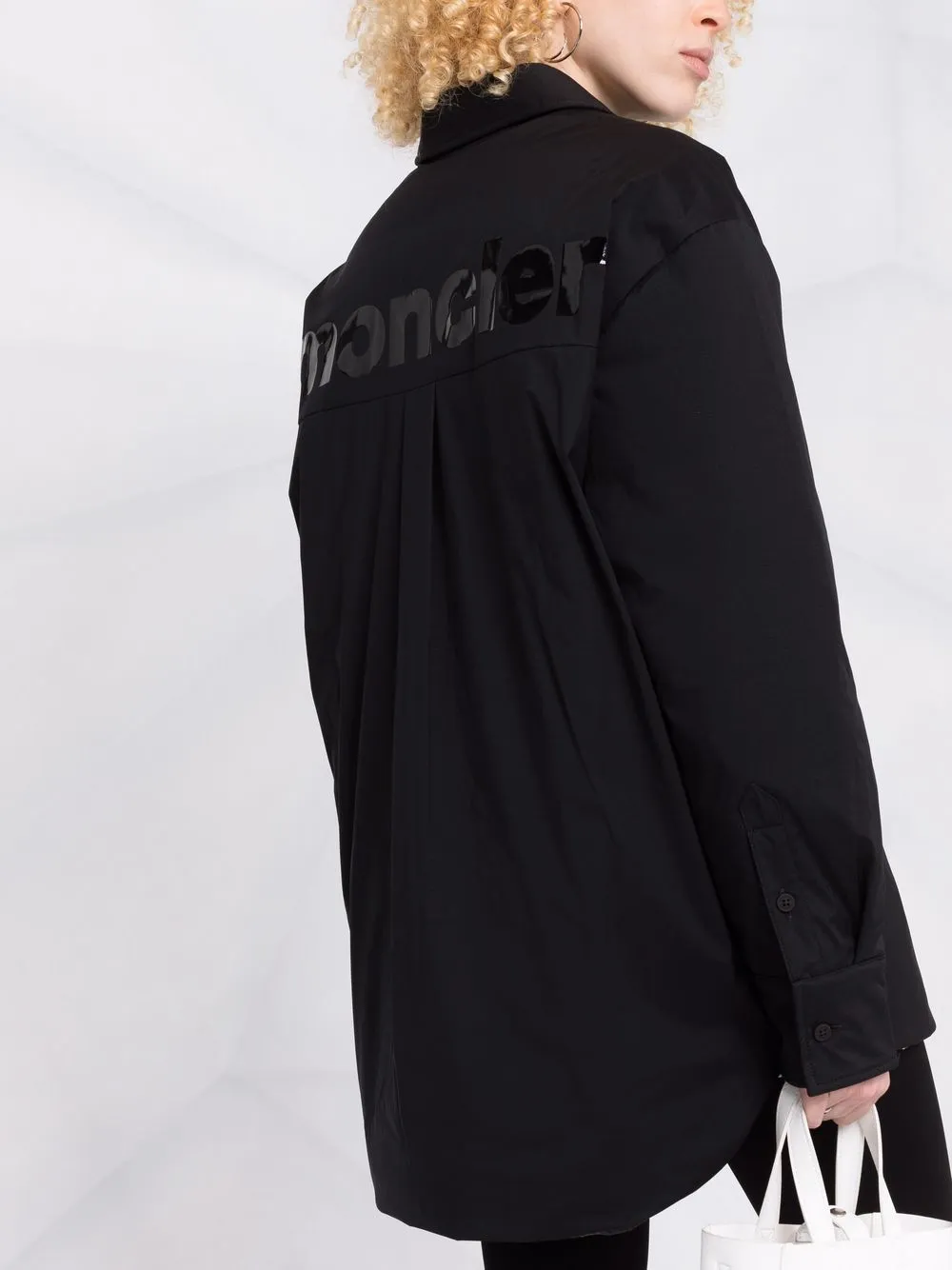 фото Moncler пуховик isolepis