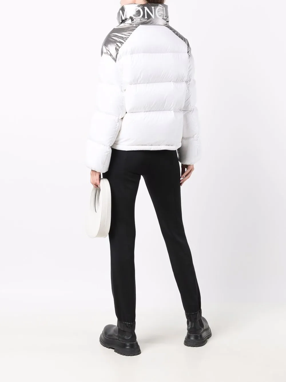 фото Moncler пуховик cuscute