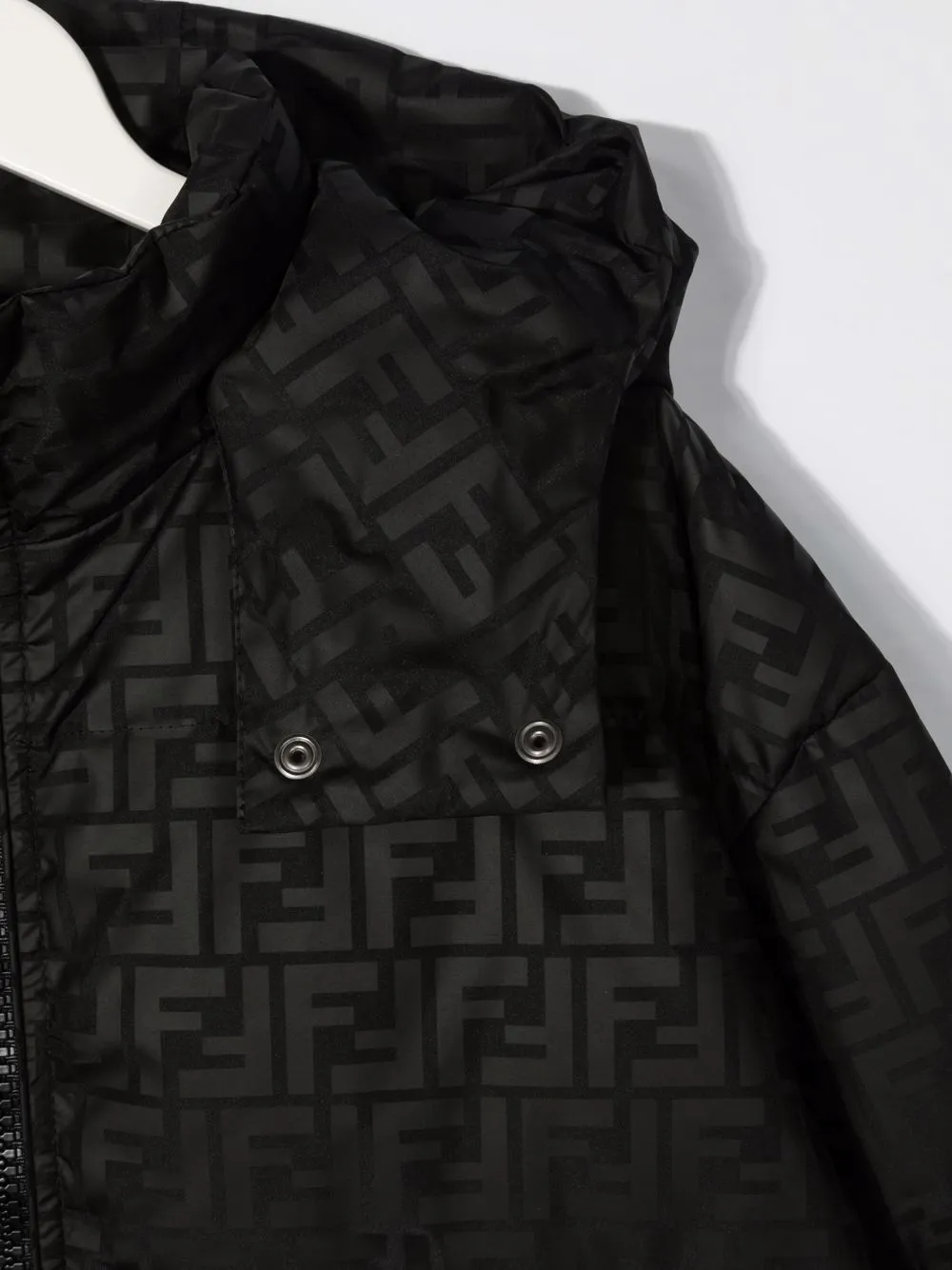 фото Fendi kids куртка с капюшоном и монограммой