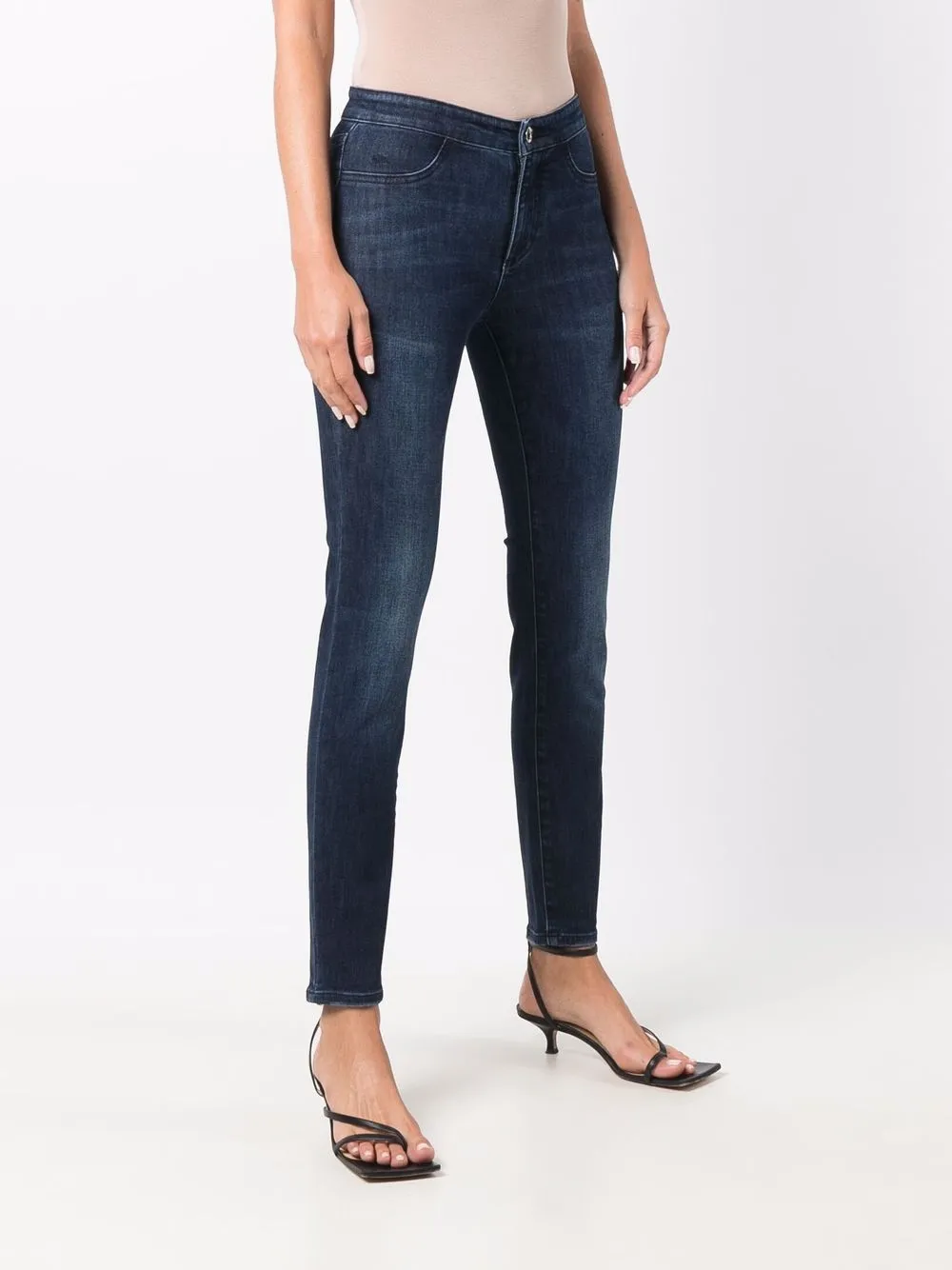 фото Armani exchange джинсы кроя слим