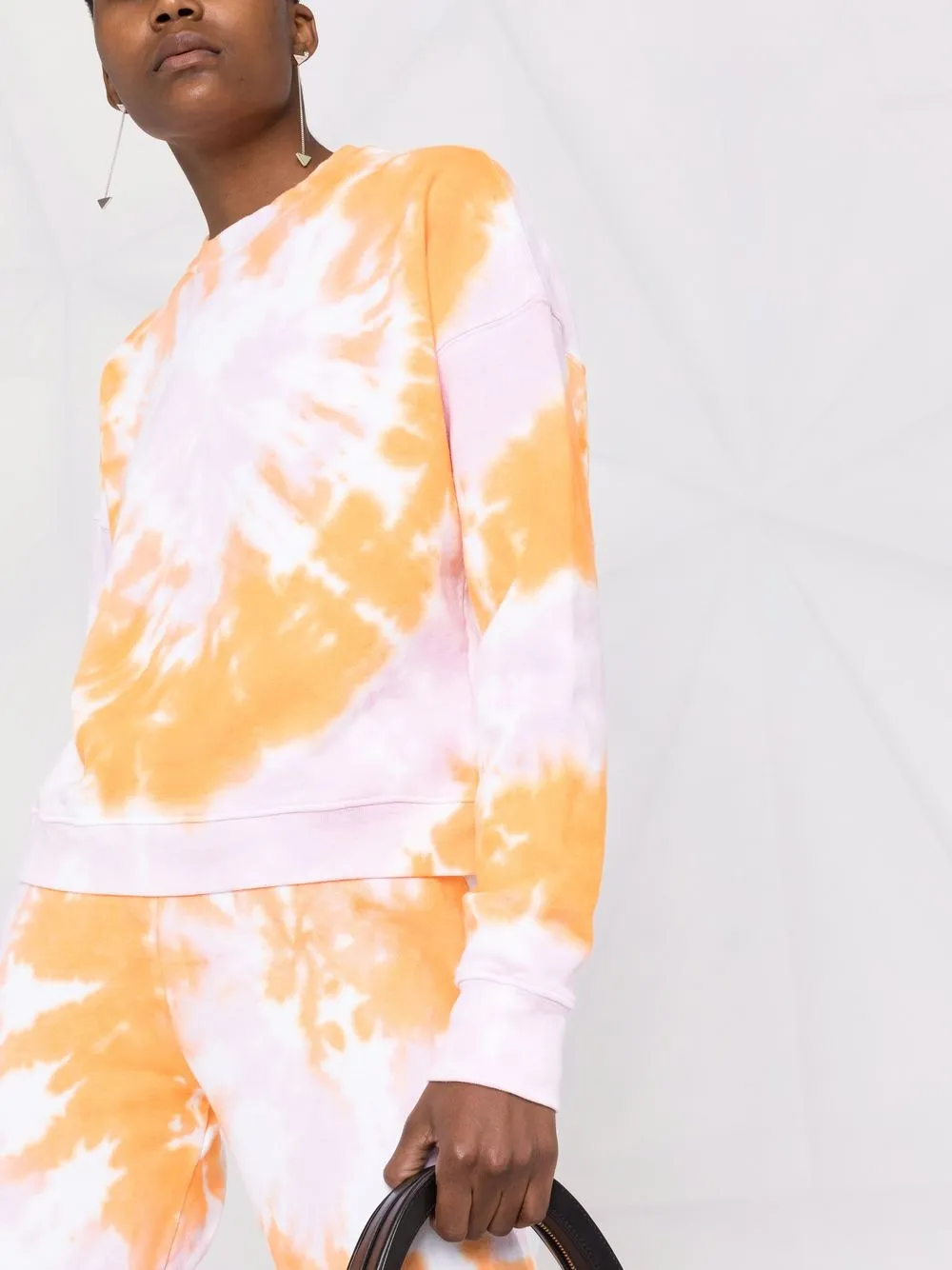 фото Maisie wilen толстовка с принтом тай-дай