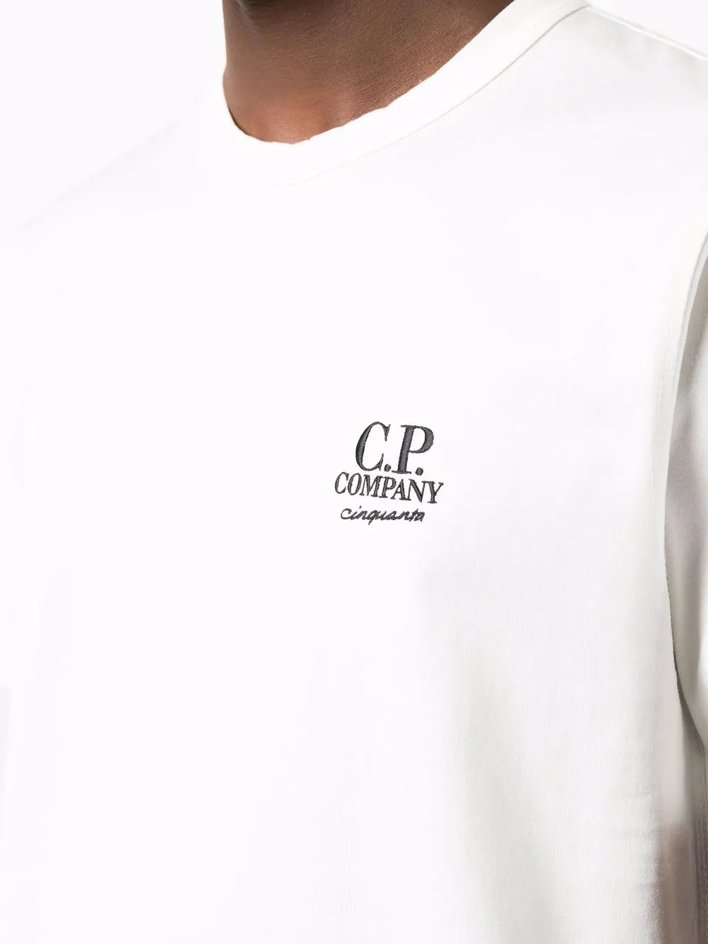 фото C.p. company футболка с вышитым логотипом