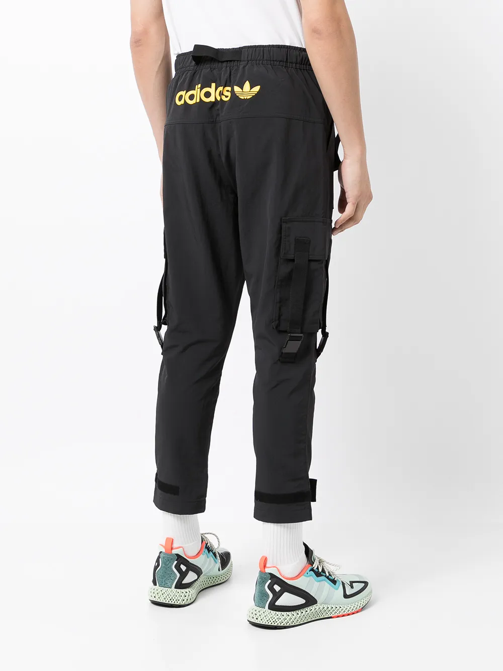 фото Adidas брюки карго с логотипом