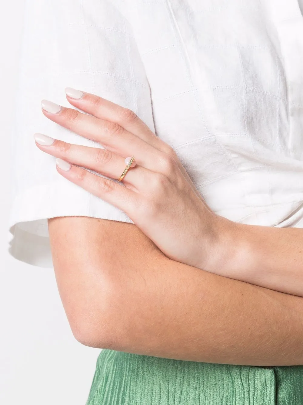 фото Pamela love кольцо saturn из желтого золота с бриллиантом и опалом