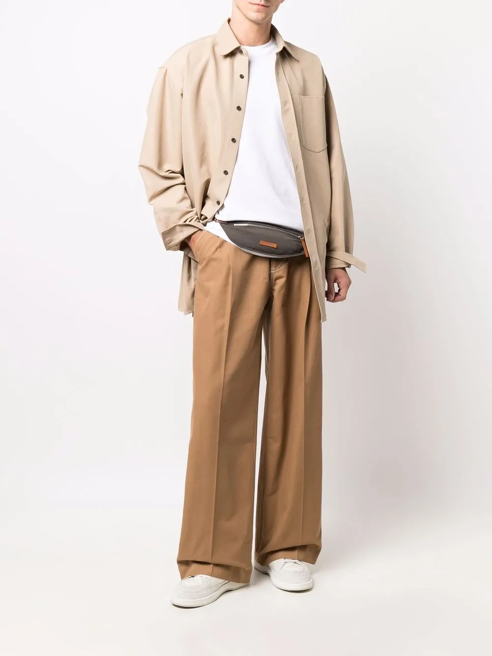 фото Jacquemus поясная сумка yeló с логотипом