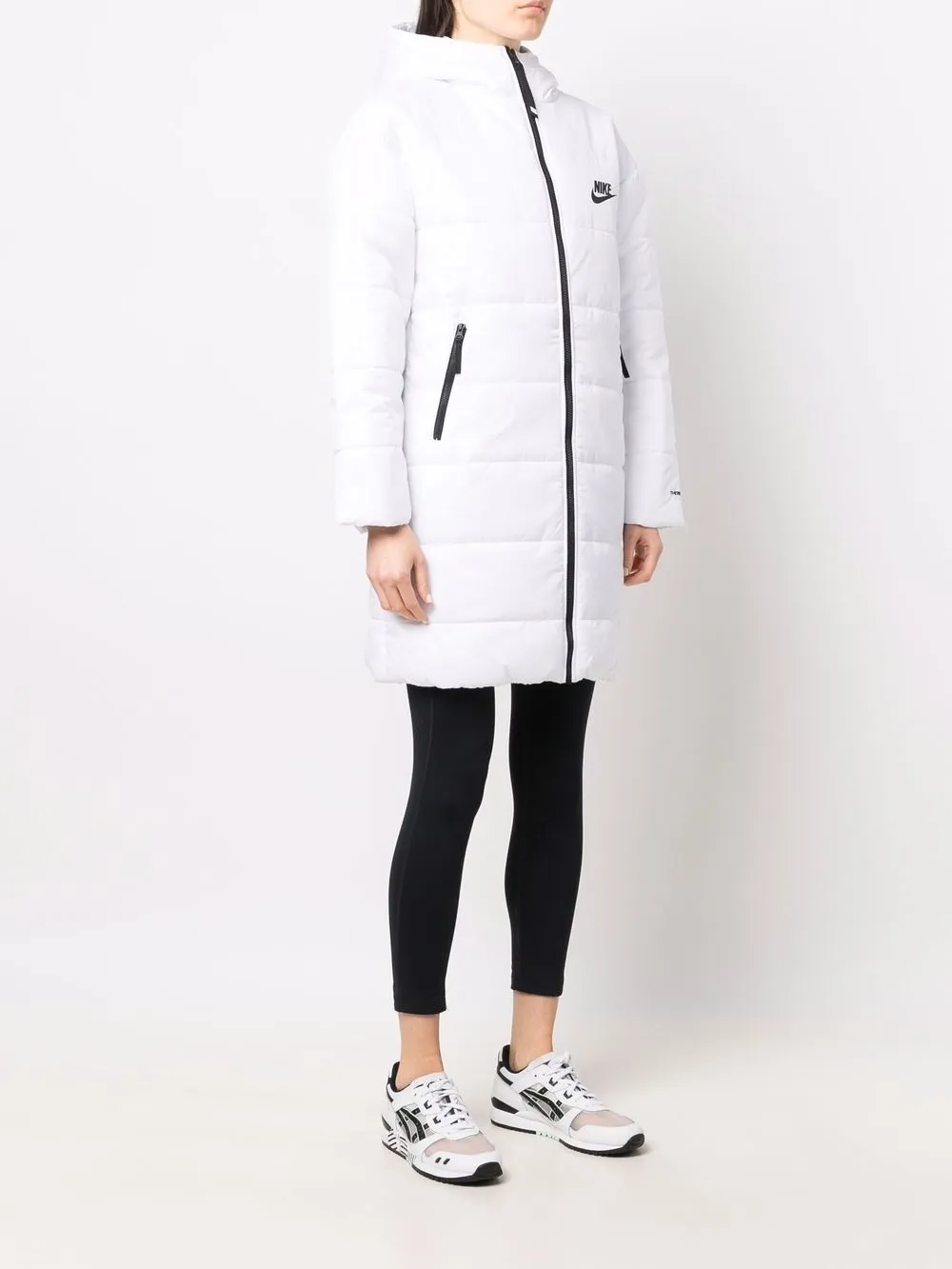 фото Nike парка с капюшоном и принтом swoosh