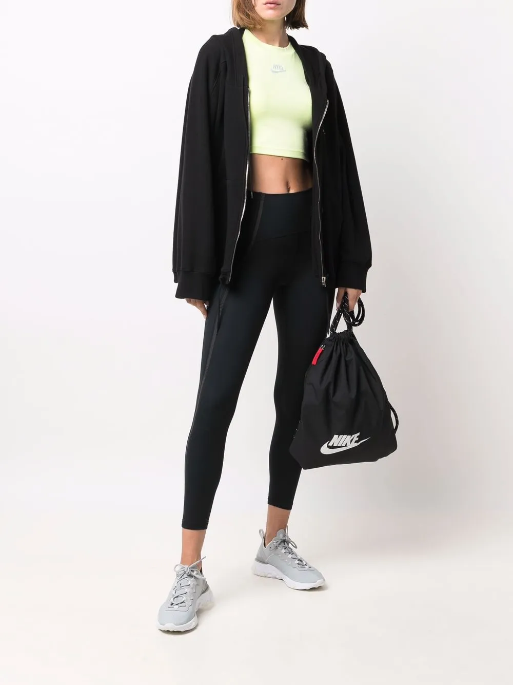 фото Nike укороченная футболка с логотипом swoosh