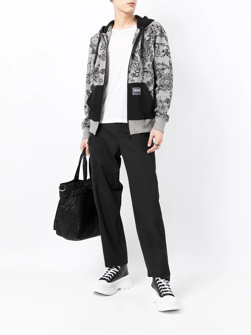 фото Versace jeans couture худи с принтом baroque